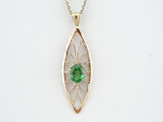Art Nouveau Lavalier Pendant with Fine Green Garnet