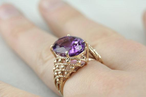 Vintage Mid Century Amethyst Gold Filigree Cocktail Ring