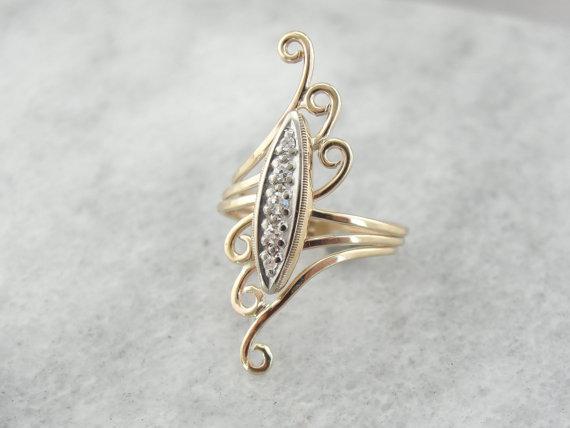 Swirling Double Winged Ladies Cocktail Ring
