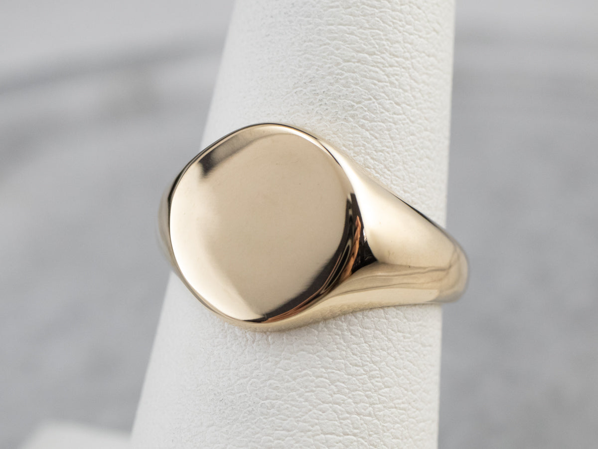 Vintage Round Top Signet Ring