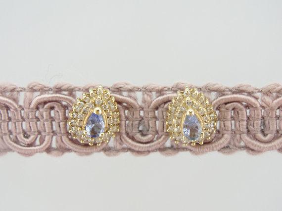 Aretes con halo doble de diamantes y tanzanita