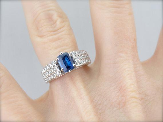 Luxurious Sapphire, Platinum and Diamond Ring