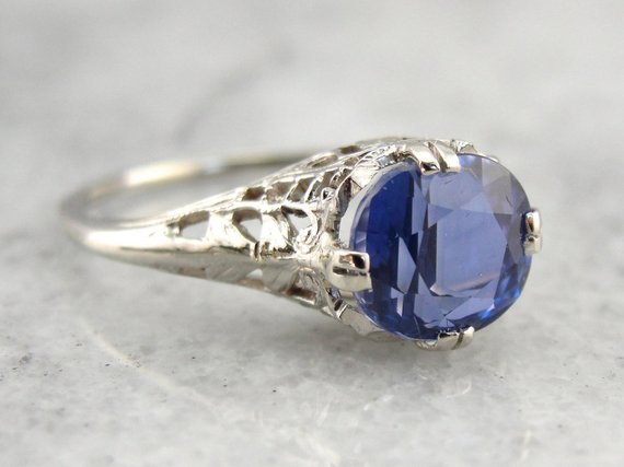 Interesting Cat's Eye Sapphire Ring in White Gold Art Nouveau Setting