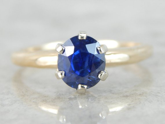 Classic Vintage Solitaire with Immaculate Ceylon Sapphire