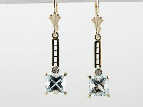 Pendientes colgantes de aguamarina azul pálido brillante