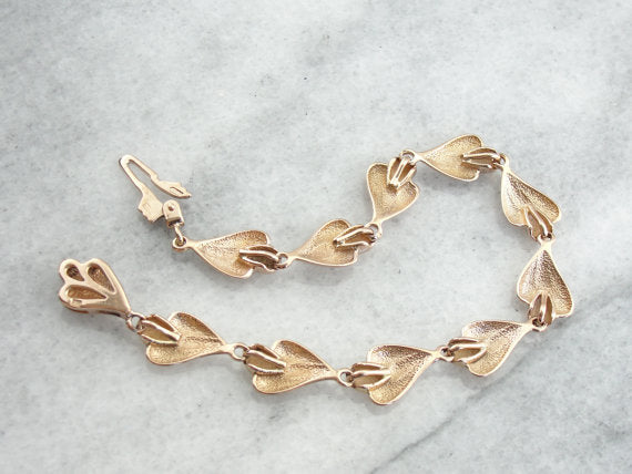 Vintage Rose Gold Bracelet with Polished Leaf Theme