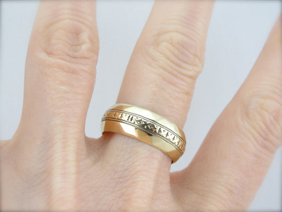 Vintage Romany Wide Hammered Pattern Ring