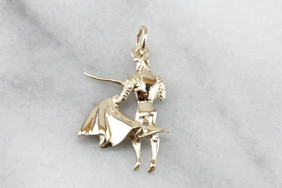 OLE! Handsome Matador Pendant in Yellow Gold