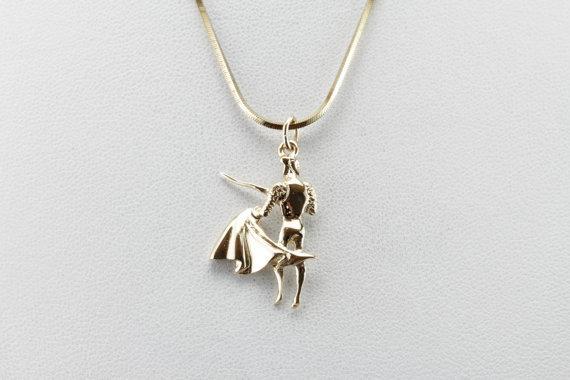 OLE! Handsome Matador Pendant in Yellow Gold