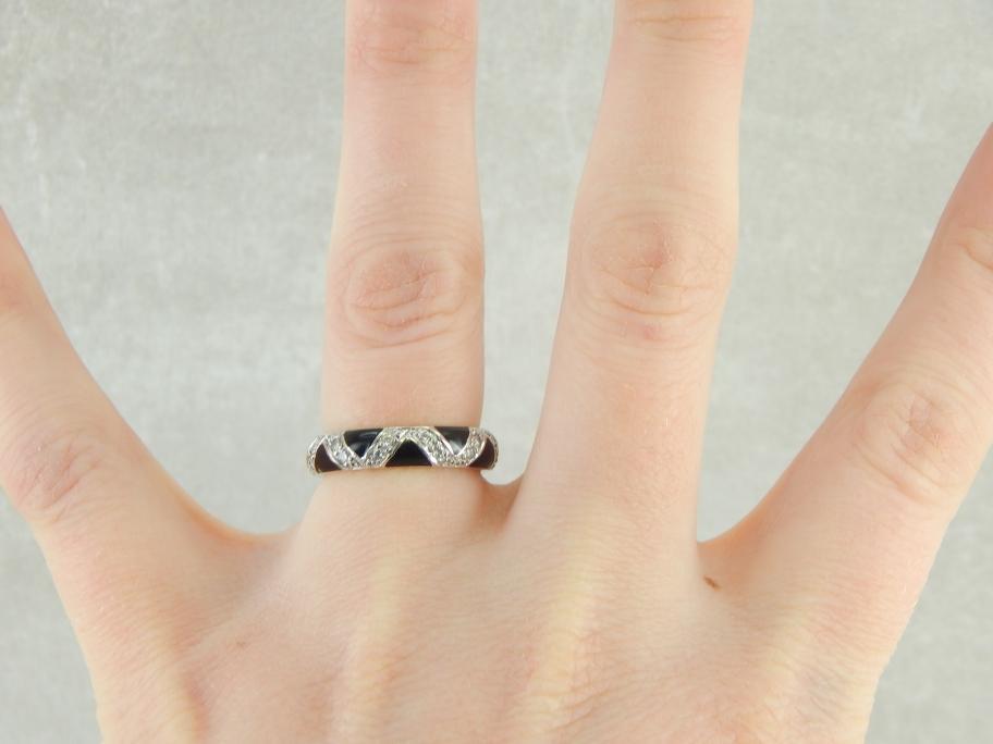 Black And White Band, Vintage 18K Gold, Enamel and Diamonds Stacking Ring