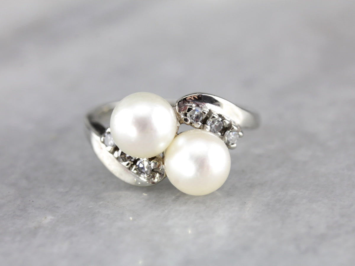 Vintage Toi et Moi Pearl Bypass Ring