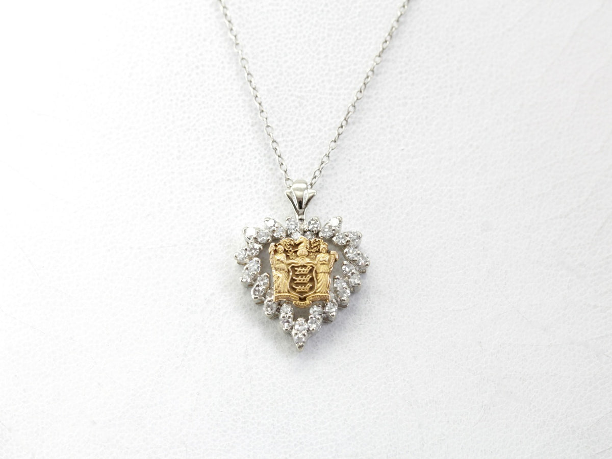 Colgante de corazón de diamantes Libertad y Prosperidad