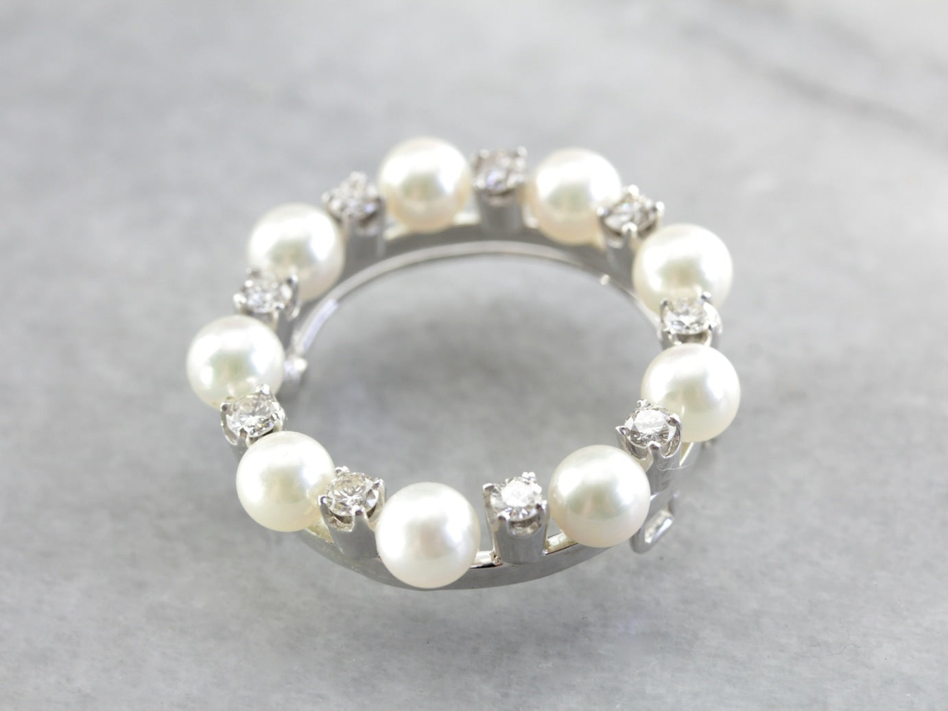 Elegant Vintage Pearl and Diamond Circle Pin