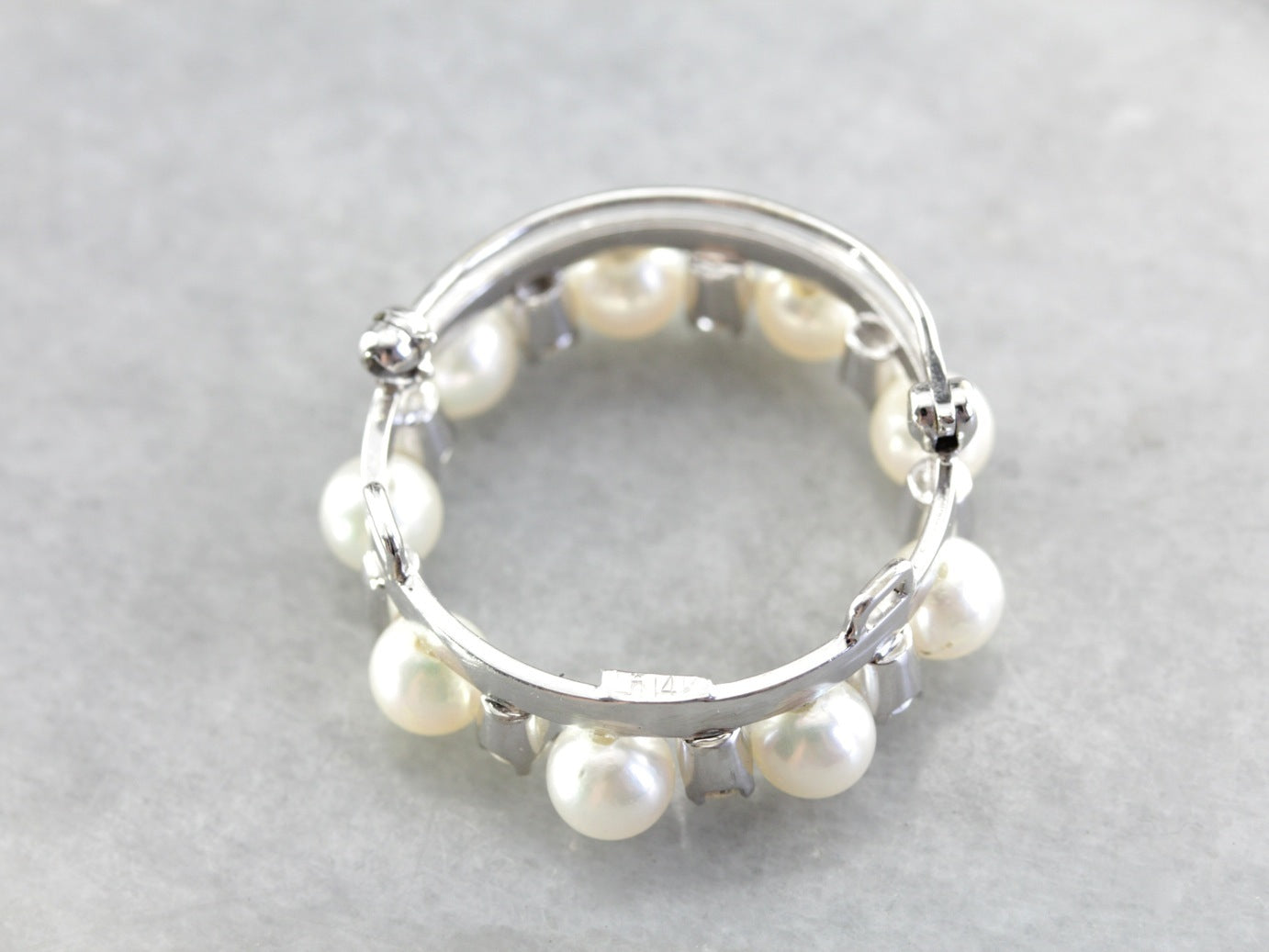 Elegant Vintage Pearl and Diamond Circle Pin