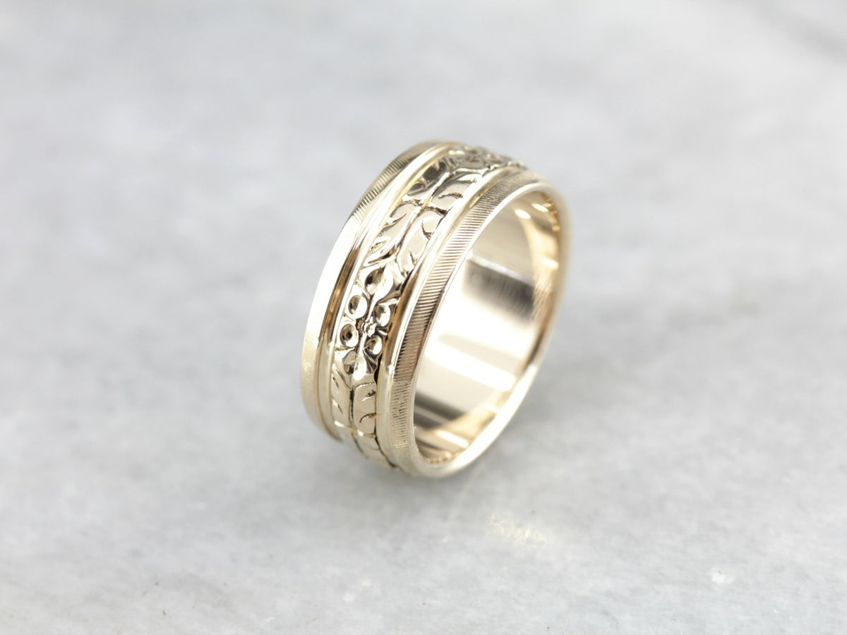Lovely Vintage Floral Wedding Band