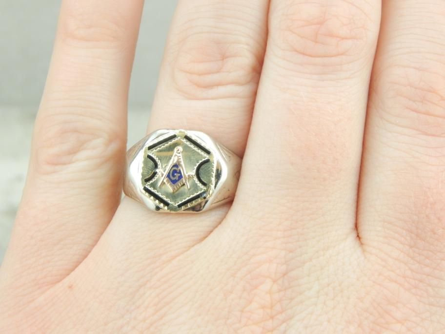 Vintage White Gold Masonic Ring