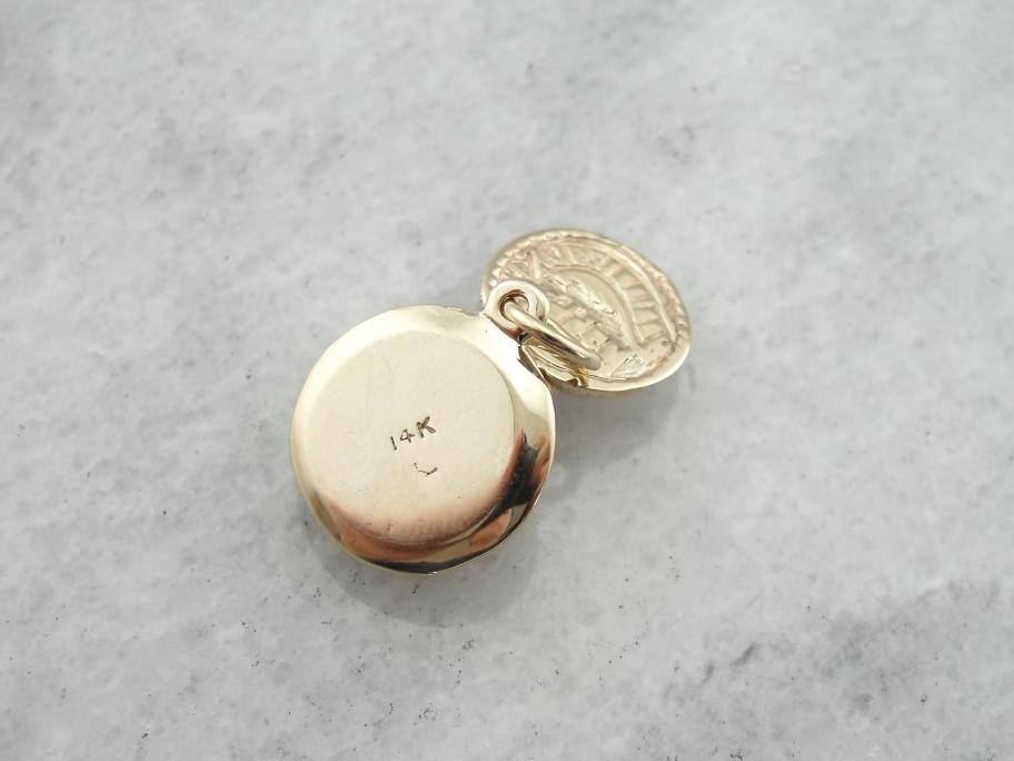 Birthday Cake Charm in Yellow Gold, Pretty Vintage Piece