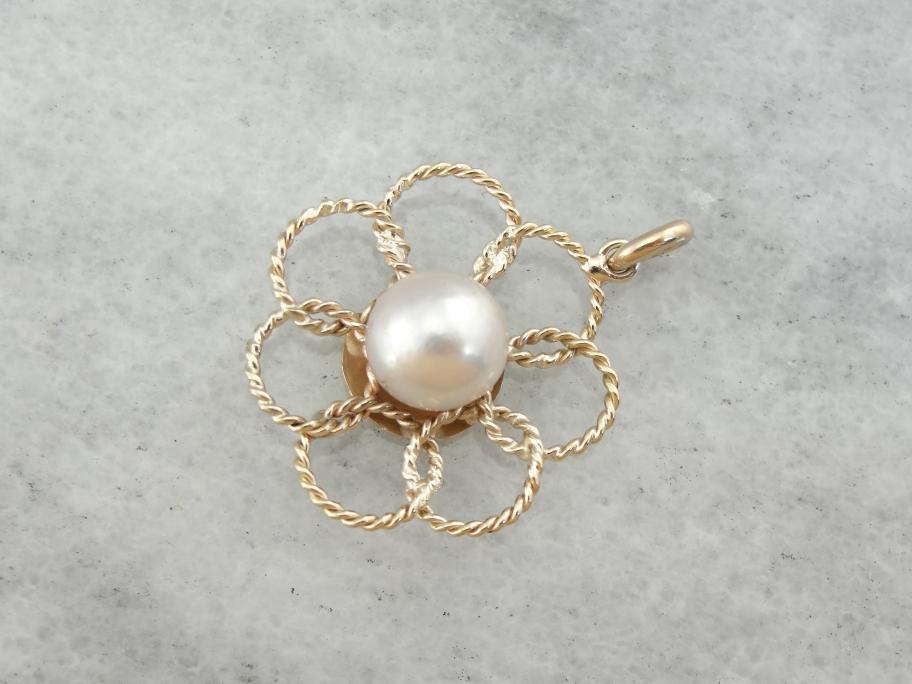 Cultured Pearl and Nautical Themed Pendant in Yellow Gold