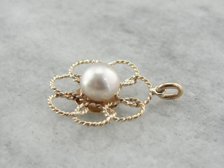 Cultured Pearl and Nautical Themed Pendant in Yellow Gold