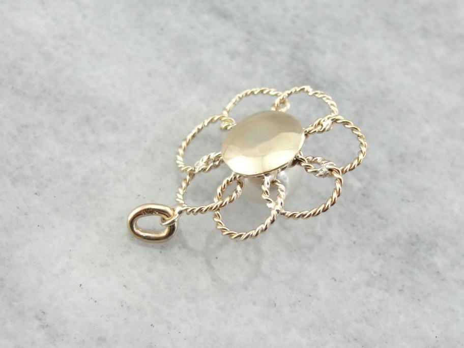 Cultured Pearl and Nautical Themed Pendant in Yellow Gold