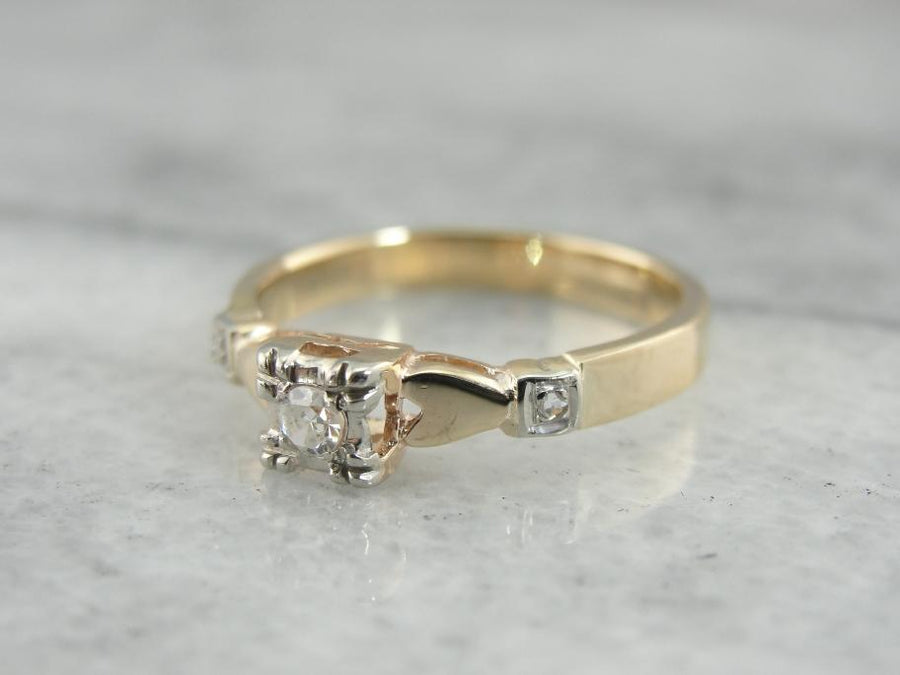 Sweetheart Diamond Retro Ring with Romantic Motif